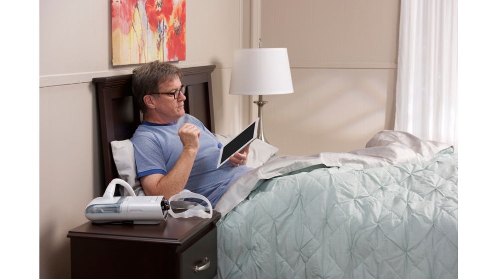 Philips DreamStation platform bedside setup illustration